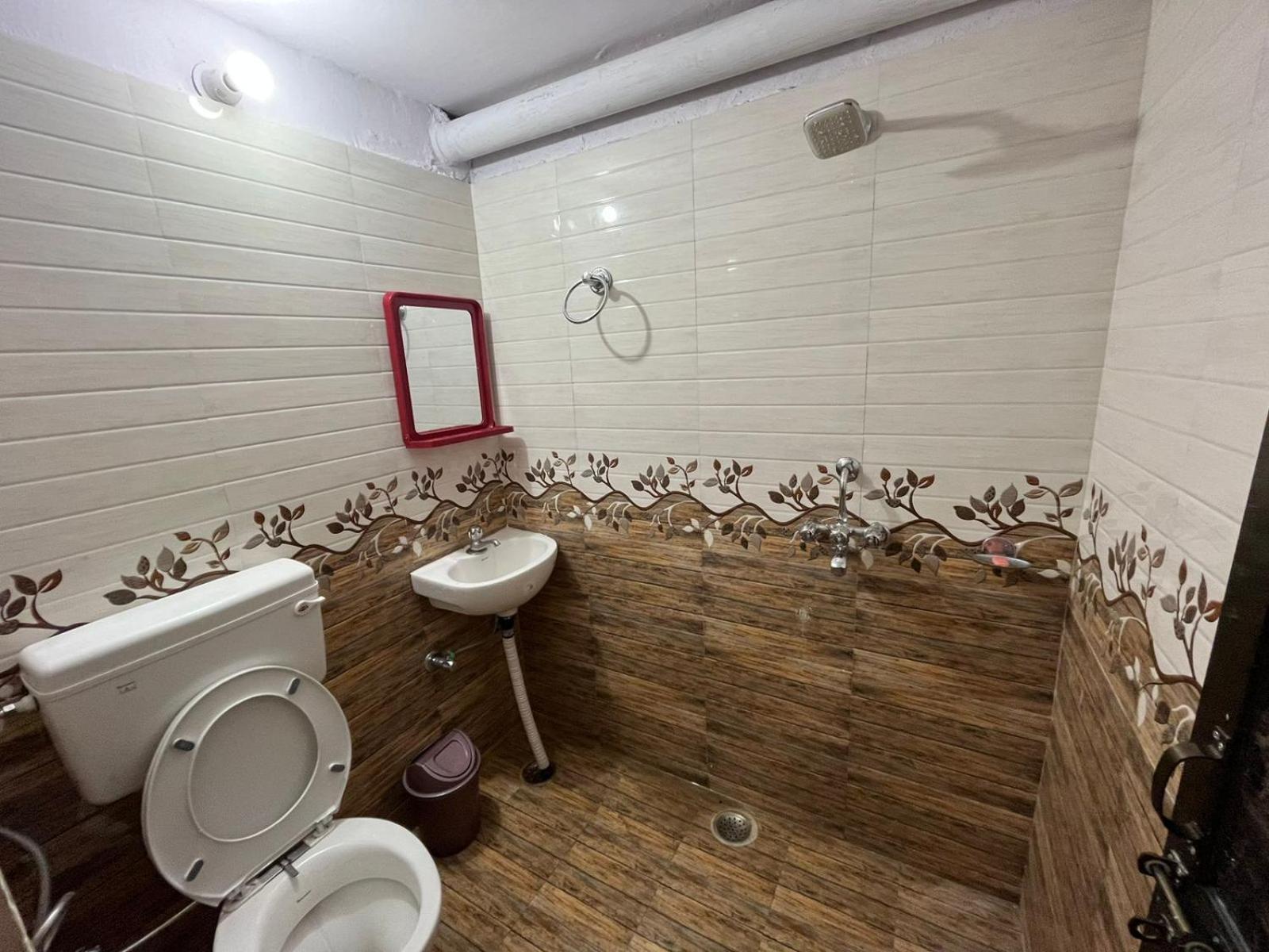 Vishwa Deva Homestay Benares Buitenkant foto
