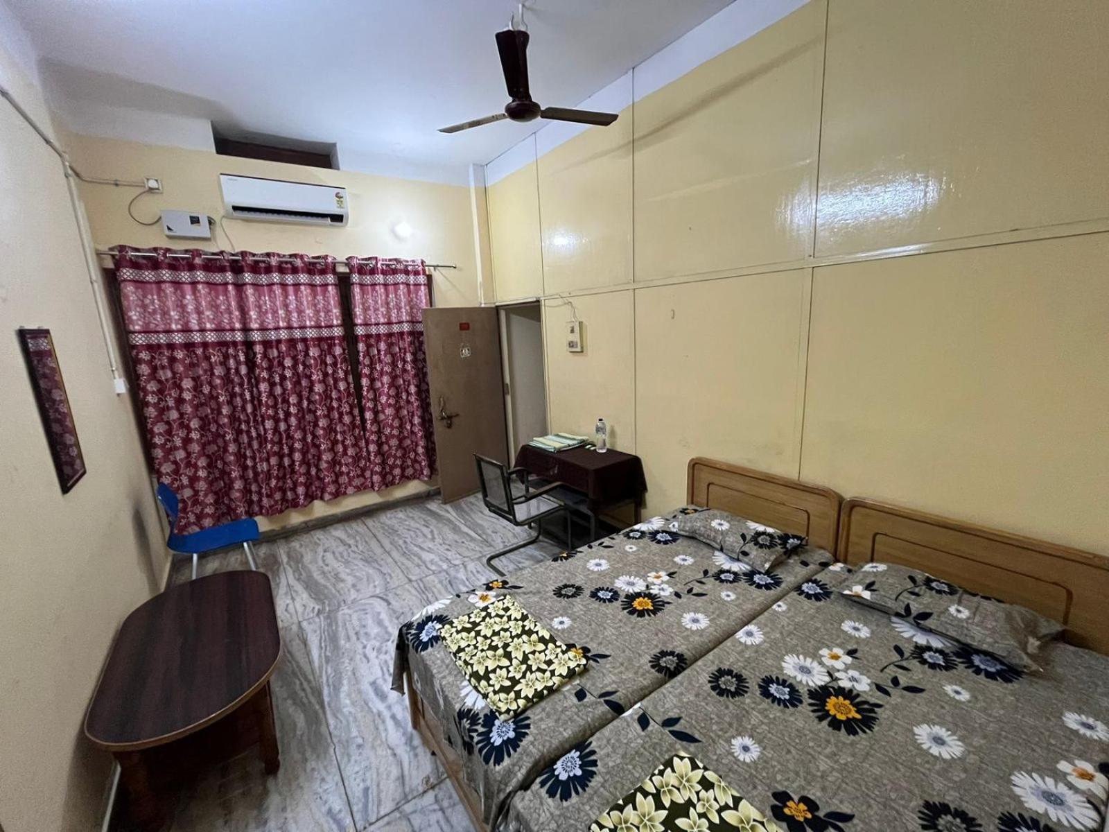Vishwa Deva Homestay Benares Buitenkant foto